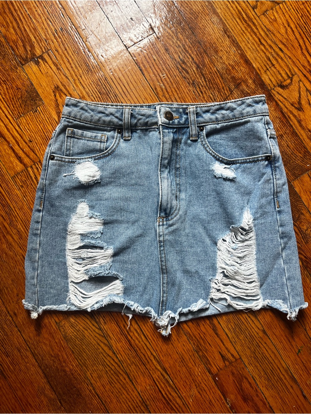 Forever 21 Light Wash Denim Shorts - Pale Blue